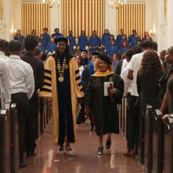 President Kinloch recessing during Freshman Convocation 2025