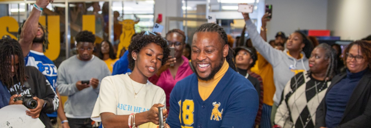 Bull Pen at 皇冠体育