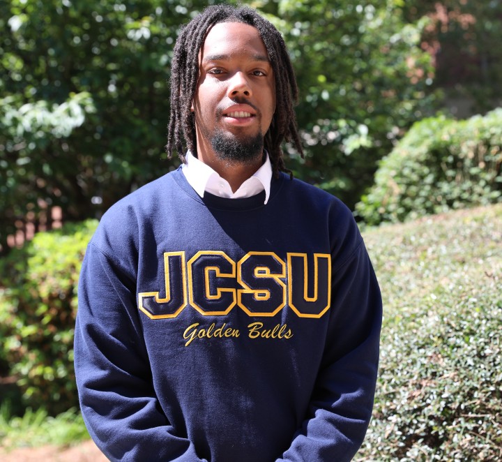 Justin Nixon headshot