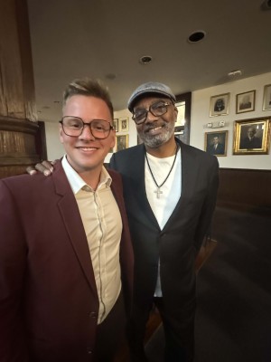 Bunzey and Mauldin Pose for a Photo-1.jpg