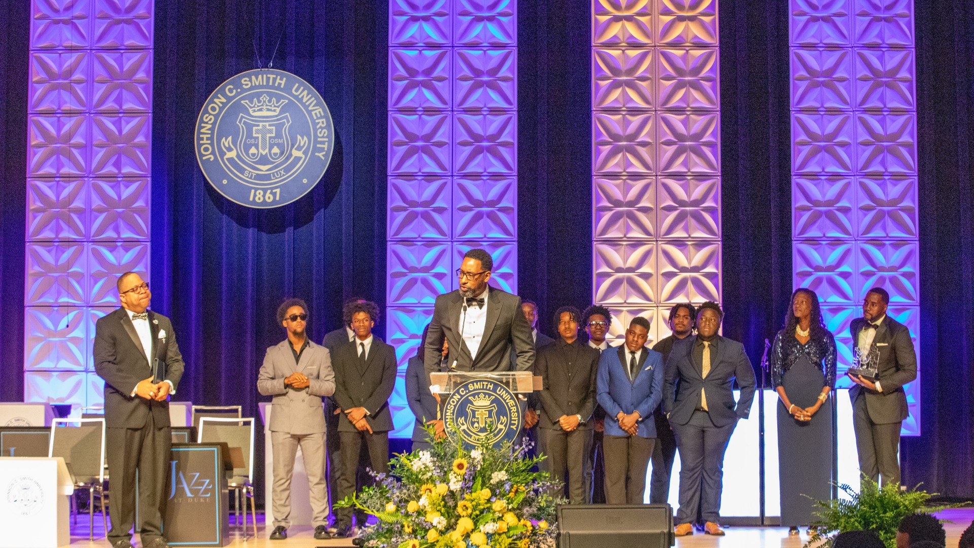 Lex Bibbs speaking at the AOT Gala
