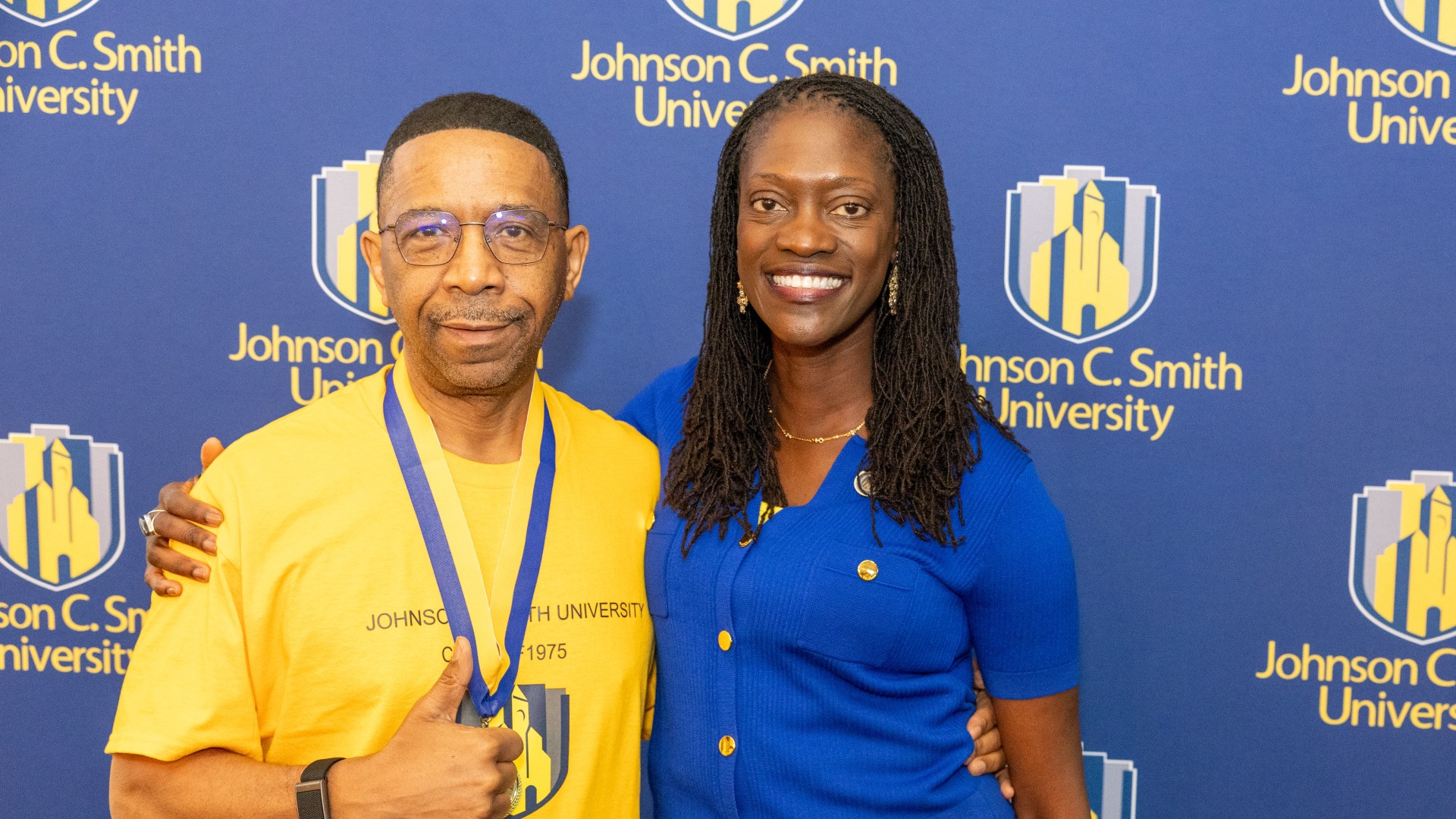 Golden Class medallion with President Kinloch Photos