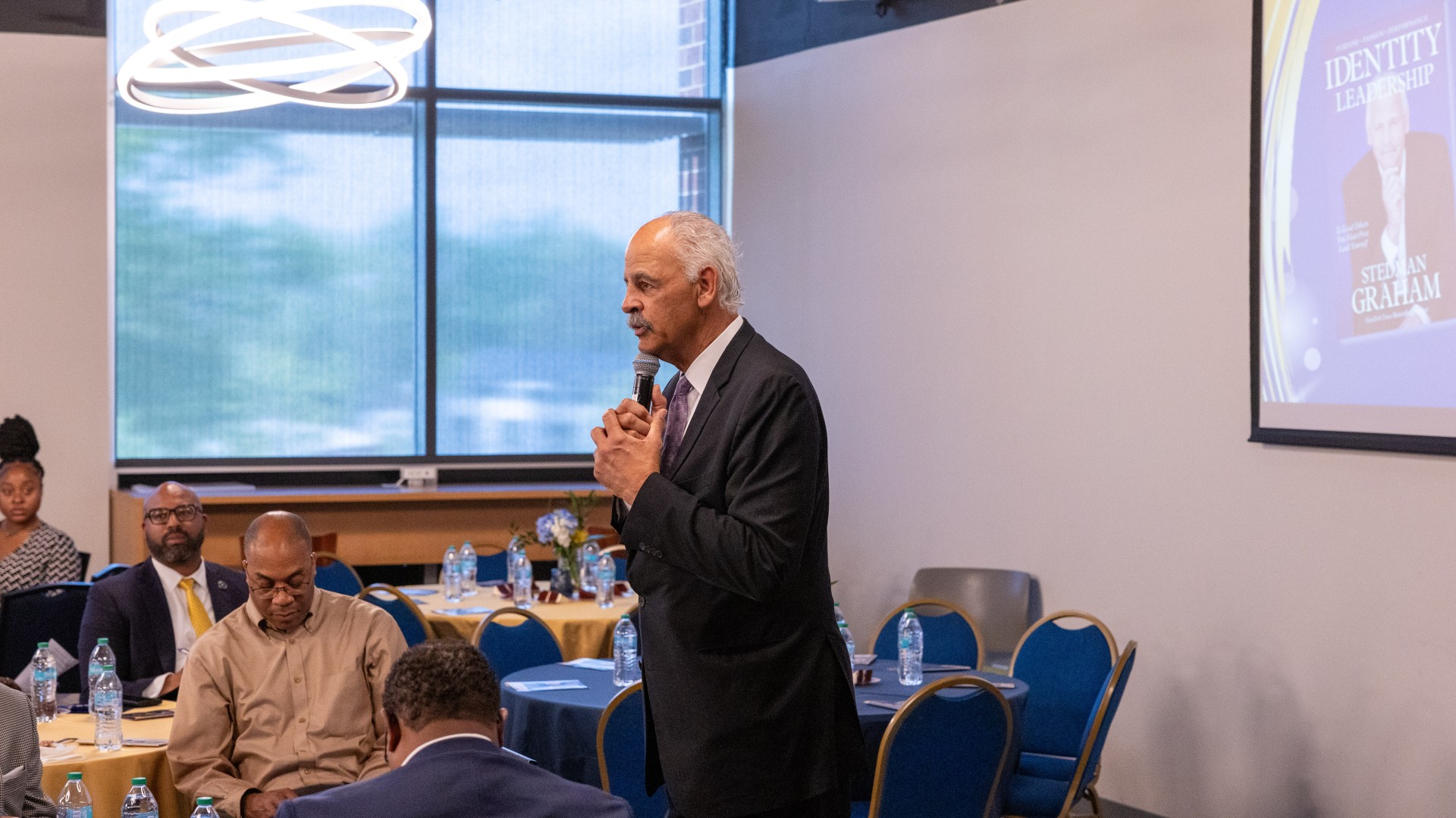 Stedman Graham talks at the Black Economic and Education Summit