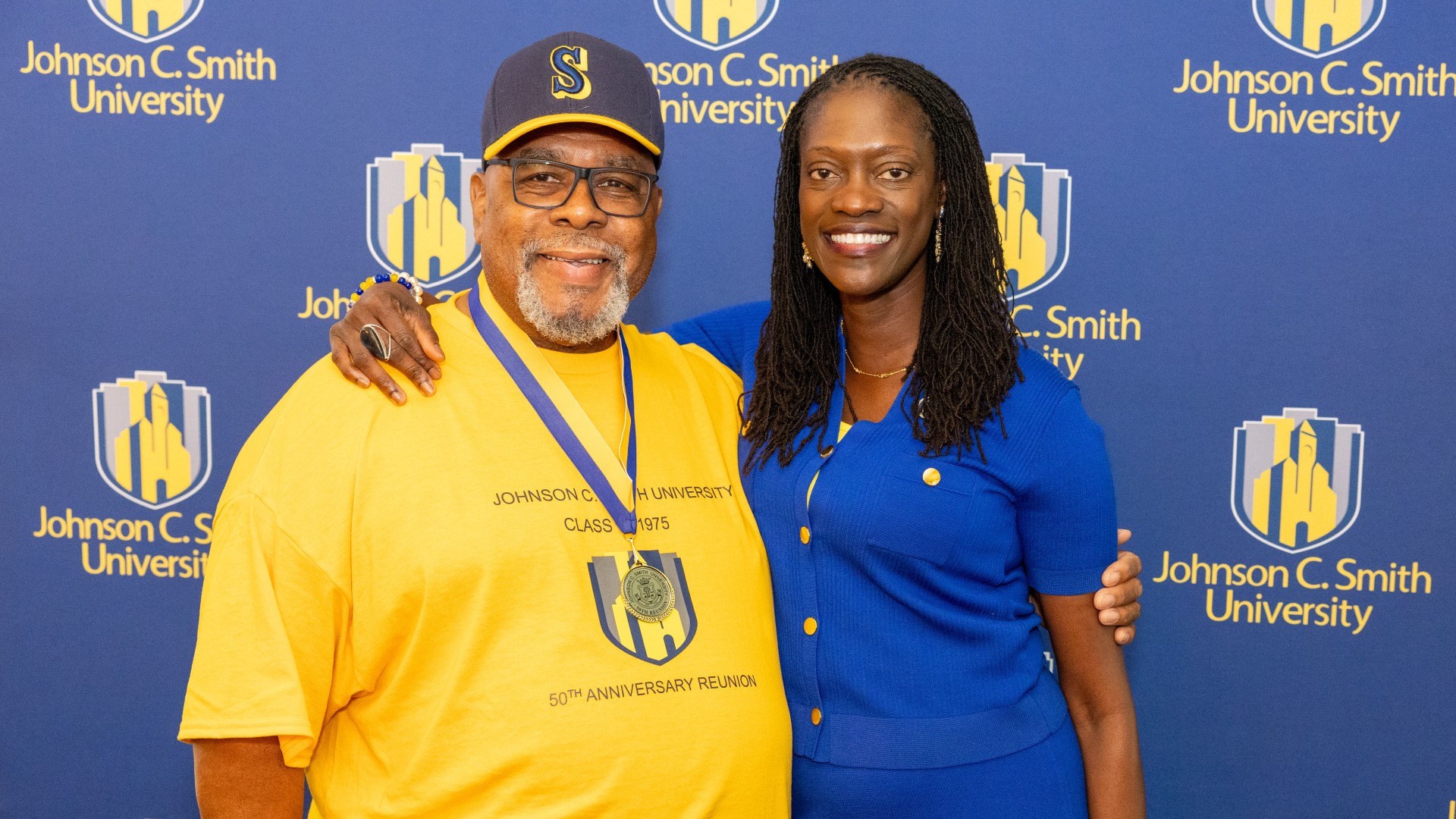 Golden Class medallion with President Kinloch Photos